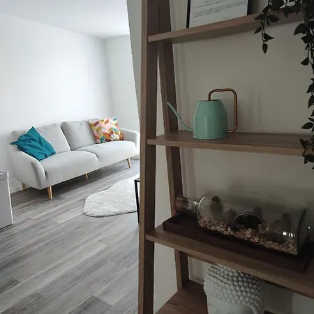 Apartment Joli Avec Jardin-terrasse Prive