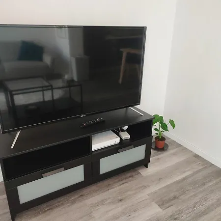 Joli Avec Jardin-terrasse Prive Apartment Brest